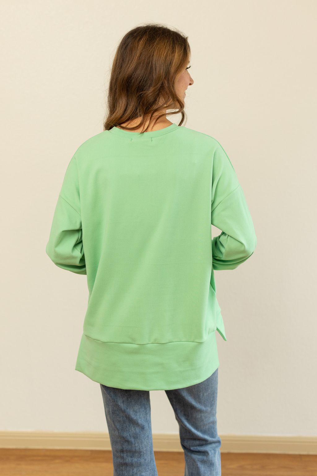 Micro fleece Crewneck, Sea Foam Green – GRACE & EMMA® Wholesale ...